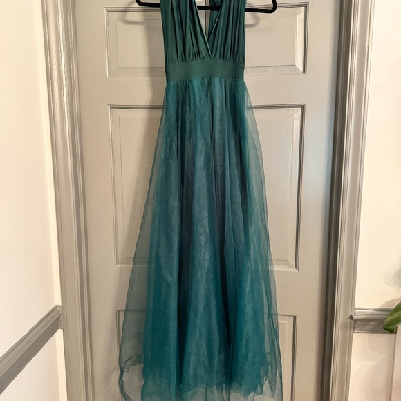 Emerald Green ✨ Convertible Infinity Bridesmaid Dress – One Size Fits Most - Picture 10 of 11